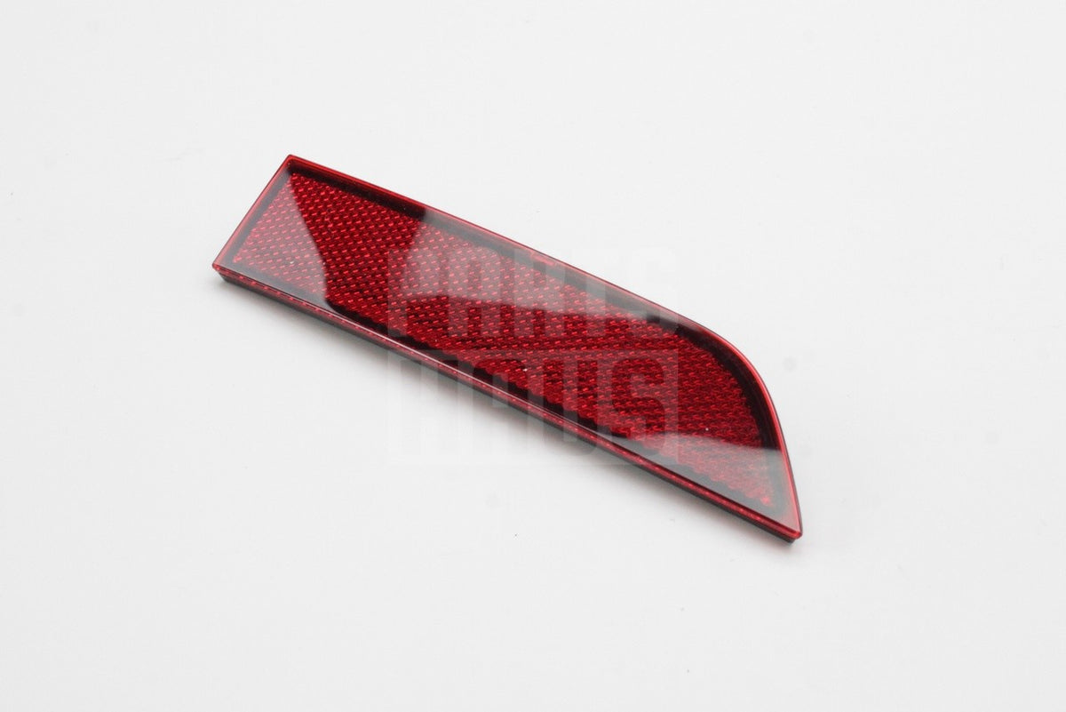 Audi A6 C8 2019-on rear bumper reflector lens (left, inner) 4K0945103E
