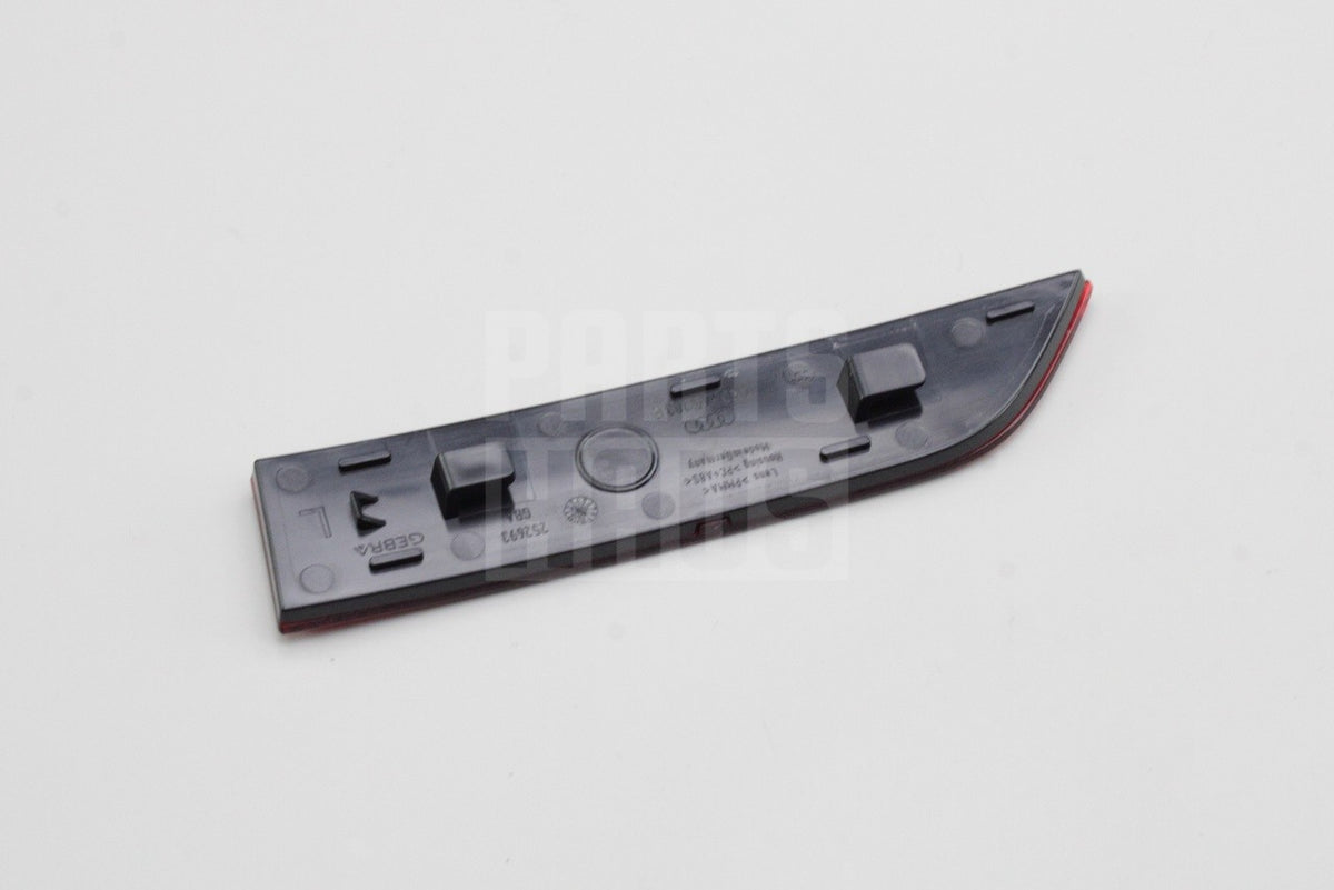 Audi A6 C8 2019-on rear bumper reflector lens (left, inner) 4K0945103E