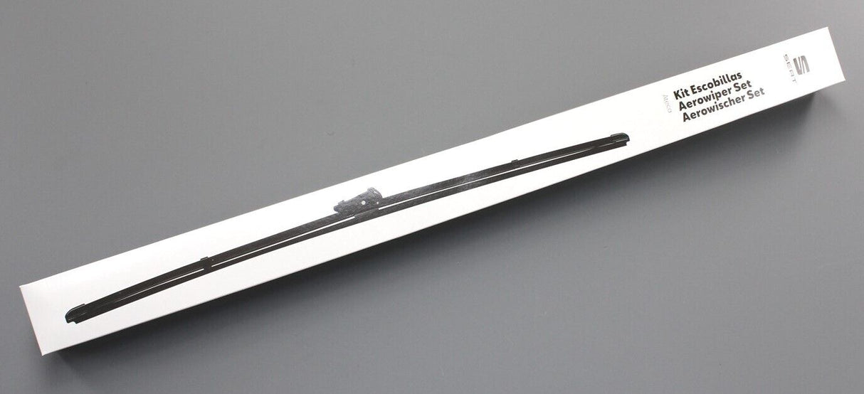 SEAT Ateca 2016-on front aero wiper blades pair (RHD) 577998002