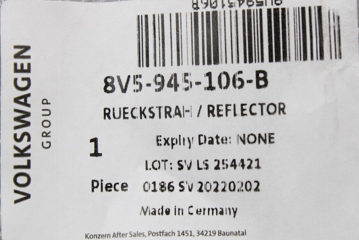 Audi A3 Saloon 13-16 rear bumper reflector lens (right) 8V5945106B