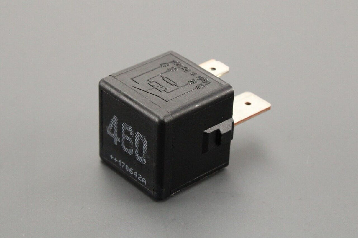 VW Golf MK5 Audi A3 TTRS R8 Skoda SEAT 04-15 12V relay 460 1K0951253A