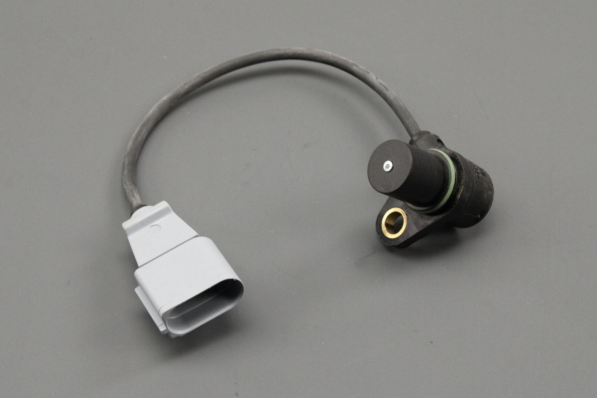 VW Audi Skoda SEAT 01-15 crankshaft impulse sensor (2.0 TDI) 06A906433K