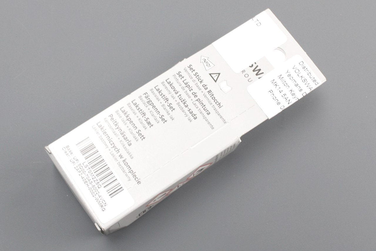 Audi touch up paint pen with clear coat Cobalt Blue Metallic LST0M2Z5Q