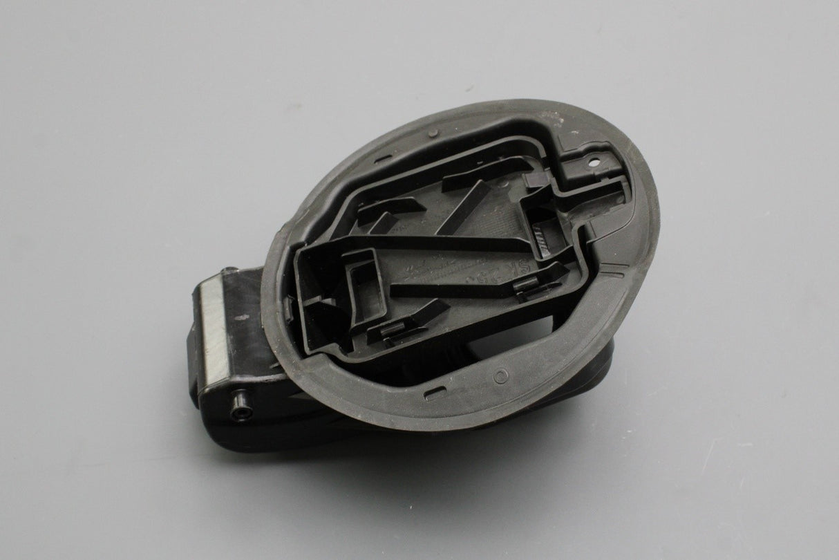 Skoda Rapid Spaceback 2013-2022 fuel filler flap housing 5JJ809999B
