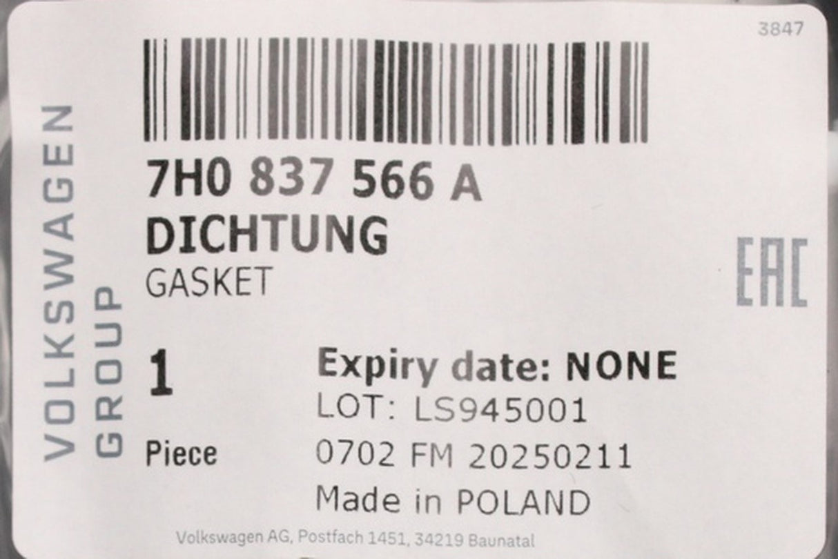 VW Transporter T5 T5.1 T6 T6.1 front door lower seal (right) 7H0837566A