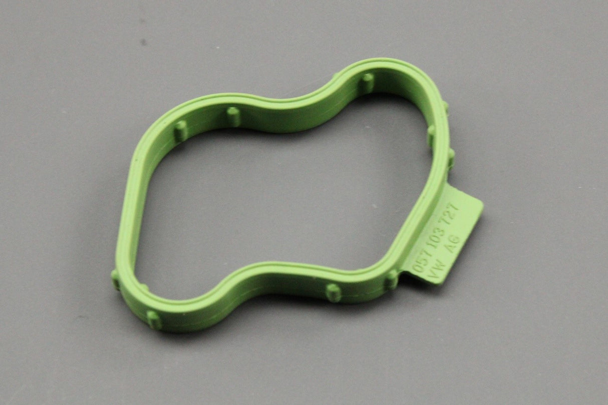 VW Touareg Audi A8 S8 Q7 Q8 4.0 TDI breather valve seal 057103727