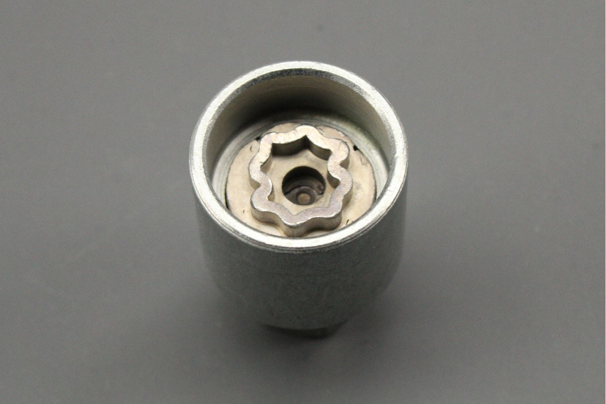 Audi locking wheel nut key adapter (804) V03839141GE