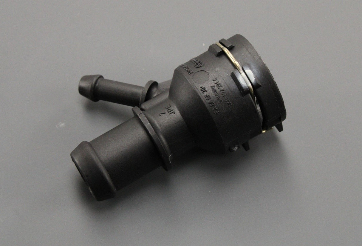 VW Audi Skoda SEAT coolant pipe connector flange coupling 1K0122291C