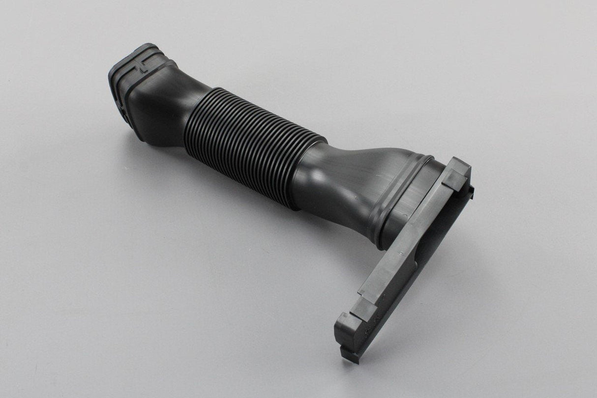 VW Audi Skoda SEAT 1.4 TFSI air intake duct guide pipe 6R0129618G