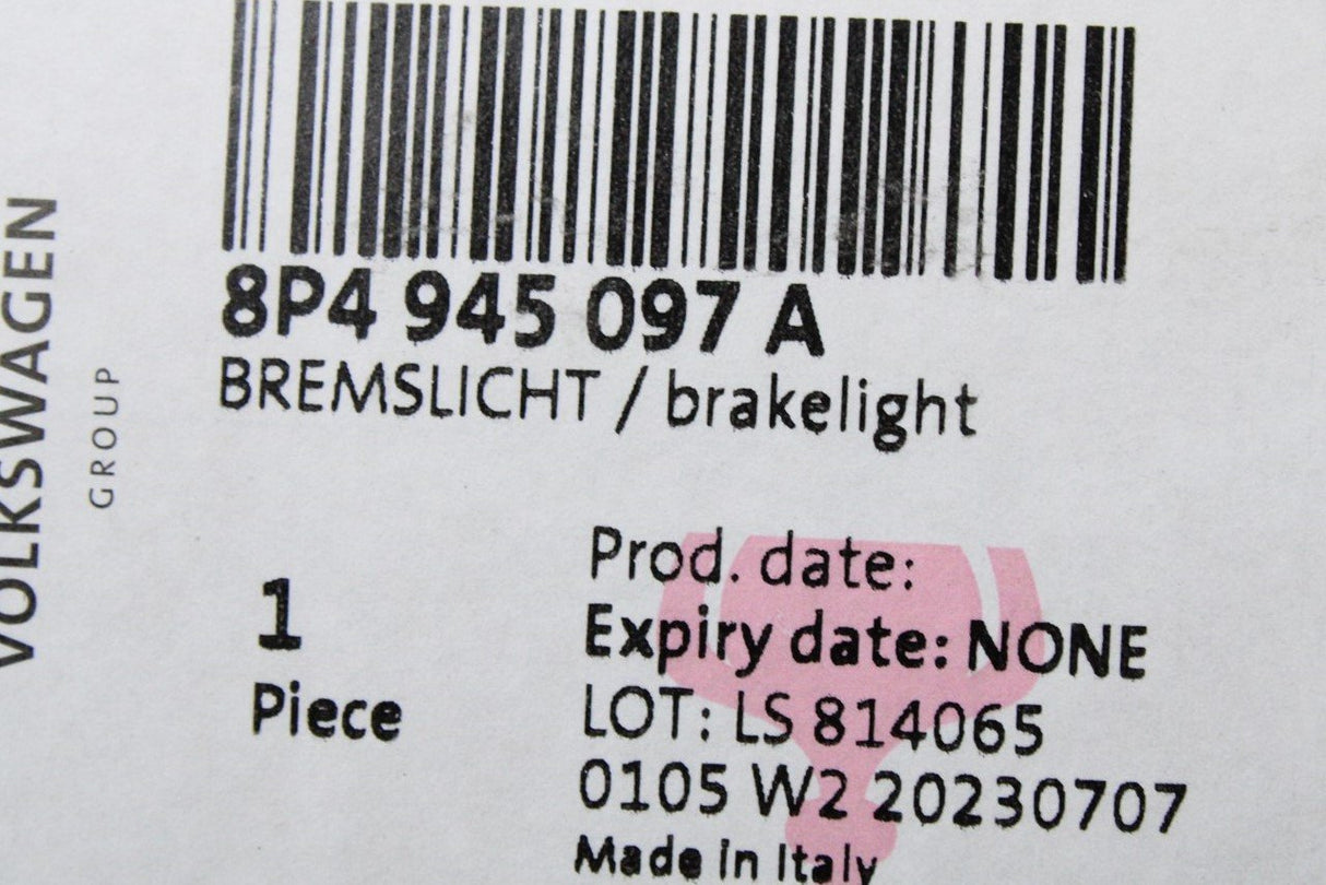 Audi A3 S3 RS3 Sportback 8P 2004-13 additional brake light 8P4945097A