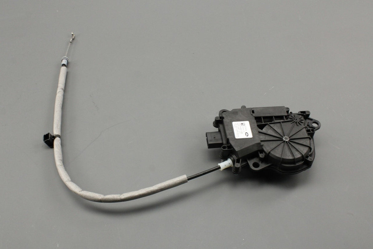 Land Rover Range Rover 2013-2022 boot lid lock mechanism LR095550