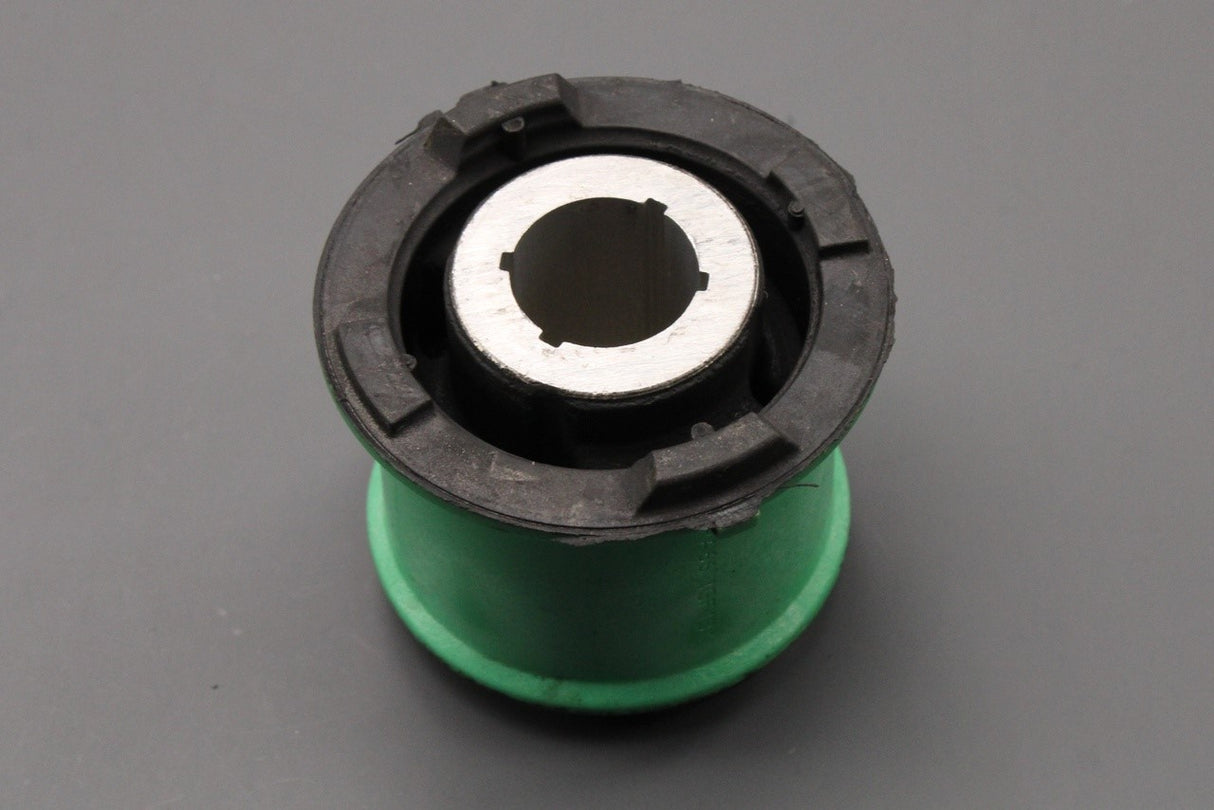 Land Rover Range Rover Evoque front subframe bush (x1) LR012724