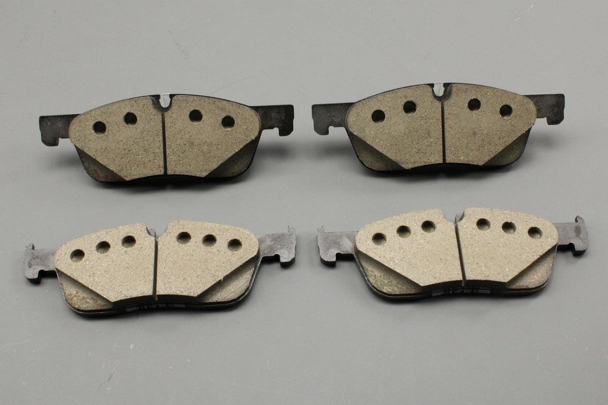 Land Rover Discovery Sport Evoque 2012-on brake pads (front) LR094236