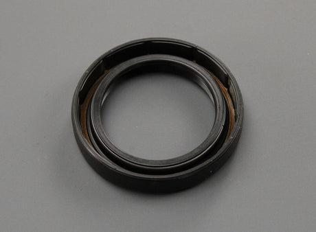 Audi A4 A5 A6 Q5 6 speed manual gearbox shaft oil seal 0B4409399D