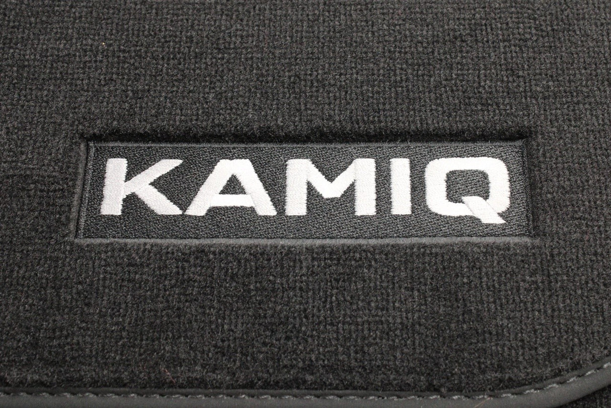 Skoda Kamiq 2019-on prestige textile floor mats set 658061270A