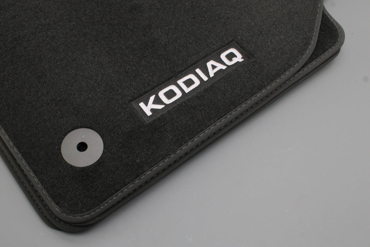 Skoda Kodiaq 2017-2024 RHD prestige textile floor mats set 567061270