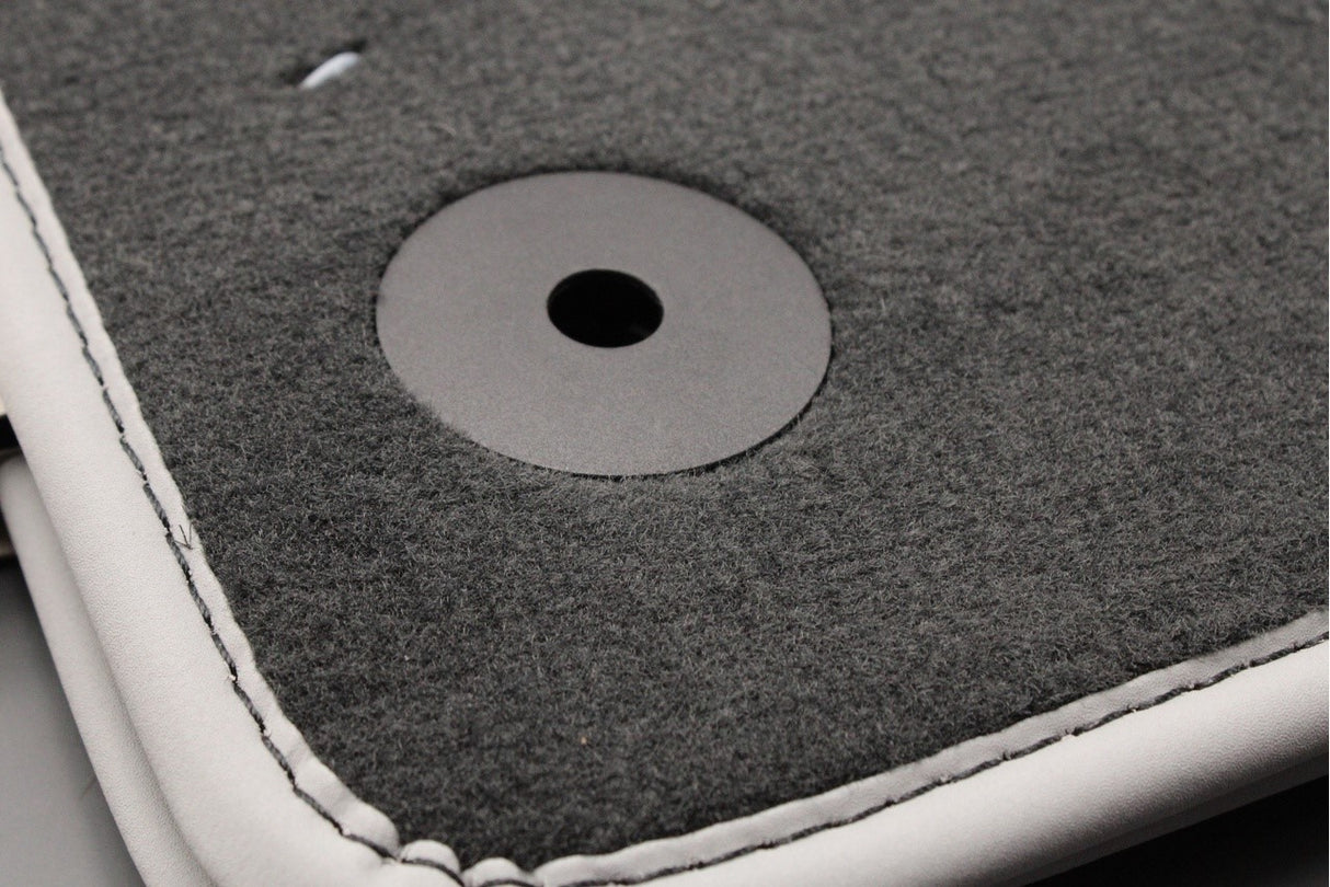 Audi A8 S8 2010-17 luxury carpet floor mats (rear) 4H0061276 MNO