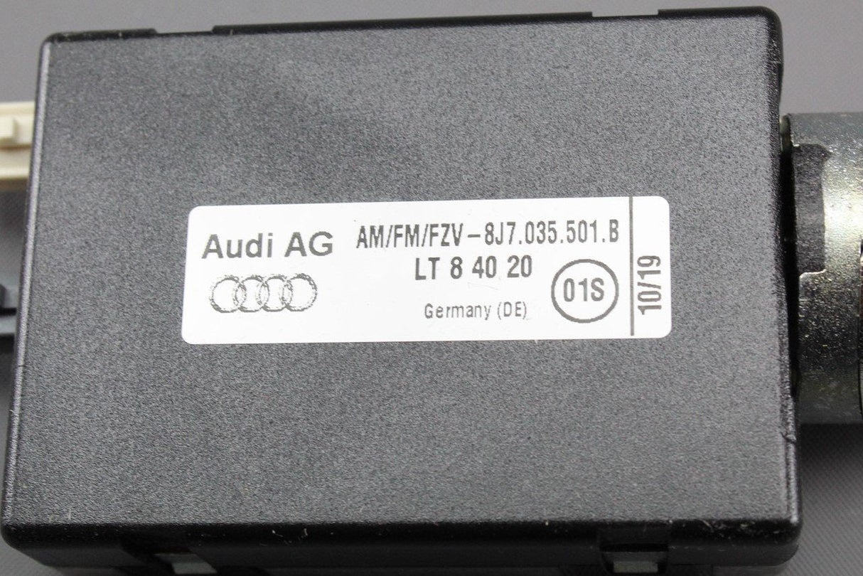 Audi TT TTS 2007-14 Roadster Cabriolet antenna aerial base 8J7035501B