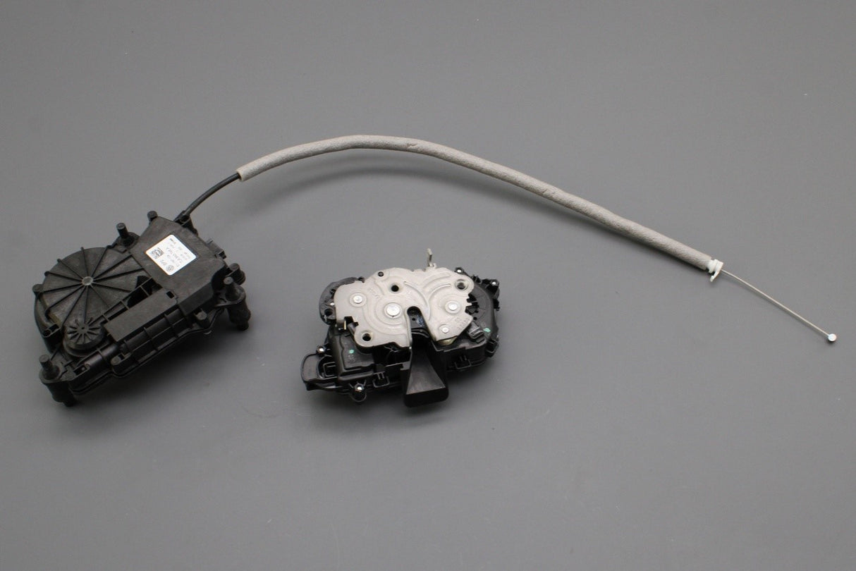 Transporter T6.1 power latching sliding door lock kit (right) 7LA898634