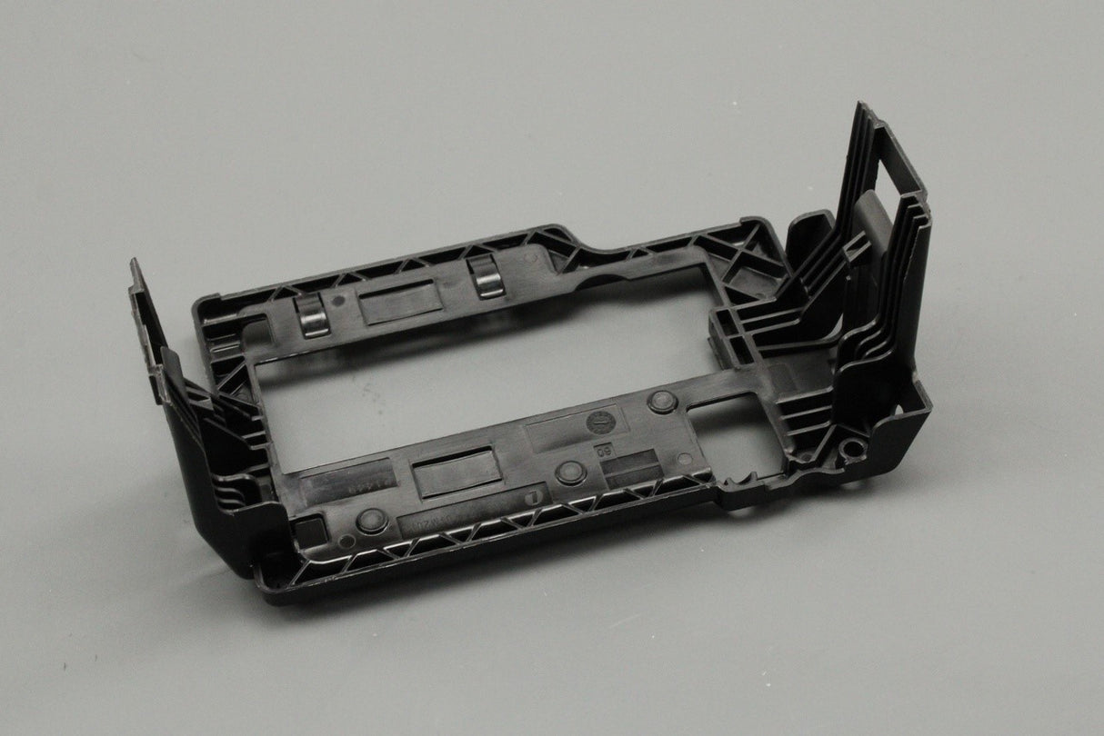 VW Audi Skoda SEAT engine bay fuse holder bracket 2Q0915345A