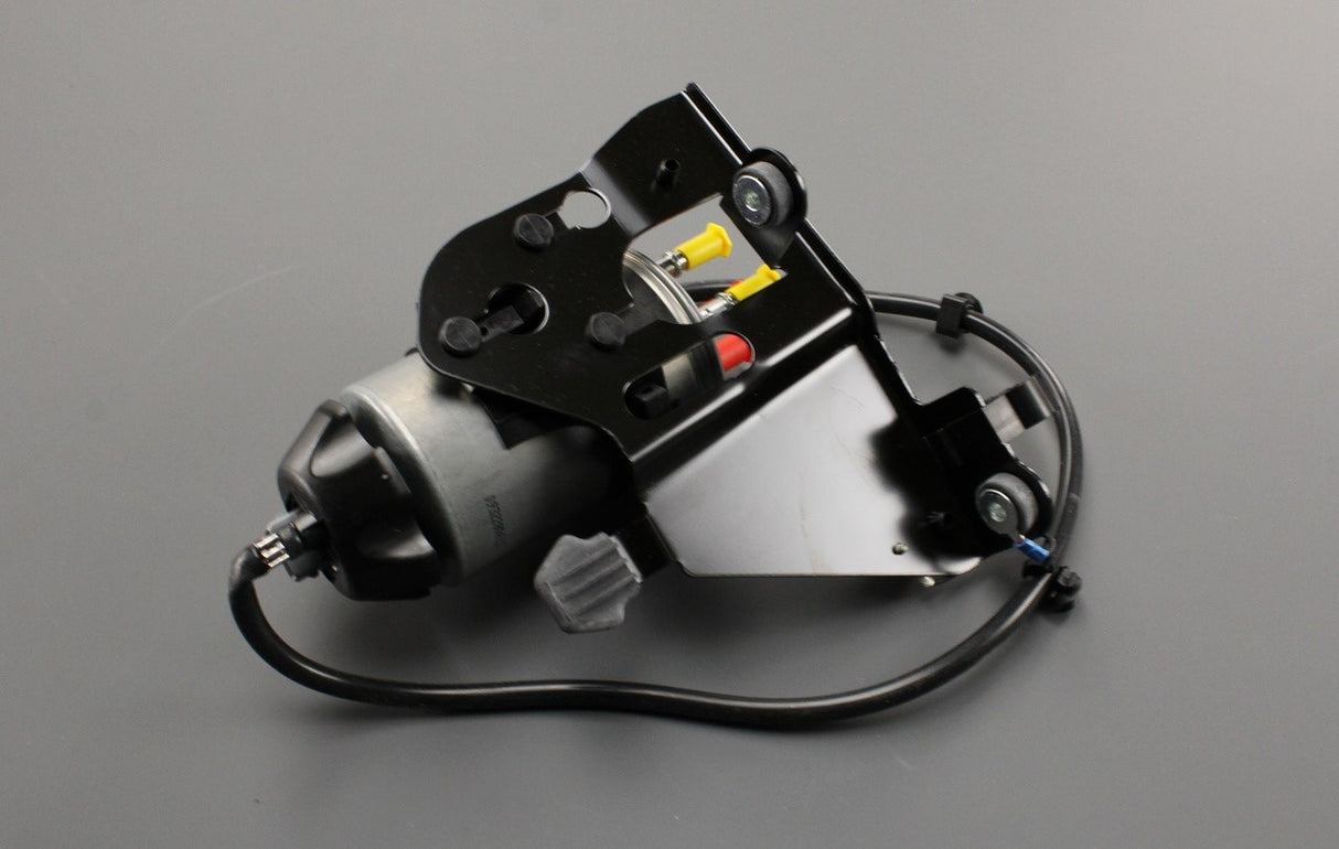 Land Rover Range Rover 2013-2022 primary fuel filter assembly LR045806