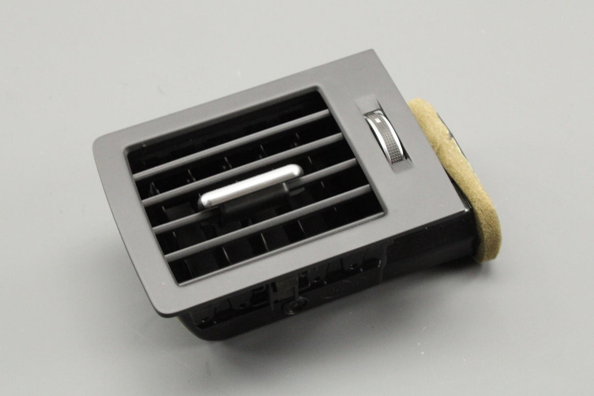 Land Rover Range Rover 2013-2022 headliner air vent (left) LR100429