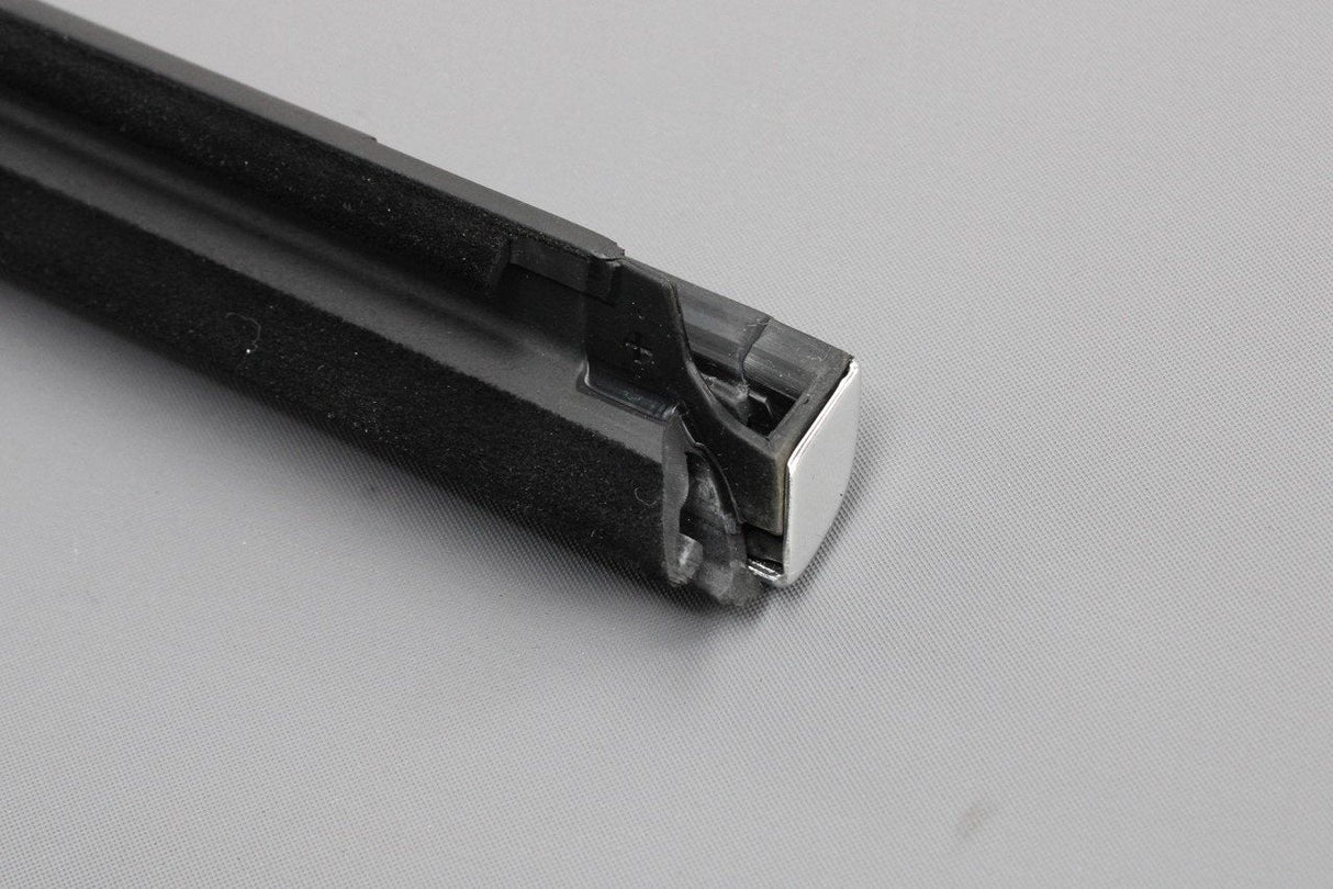 VW Arteon 2017-on left outer front door window slot seal 3G8837475G VNH