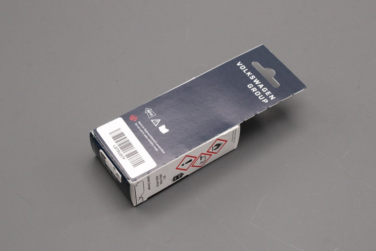 VW Touch up paint set x2 9ml Urano Grey LI7F LST0U2I7F