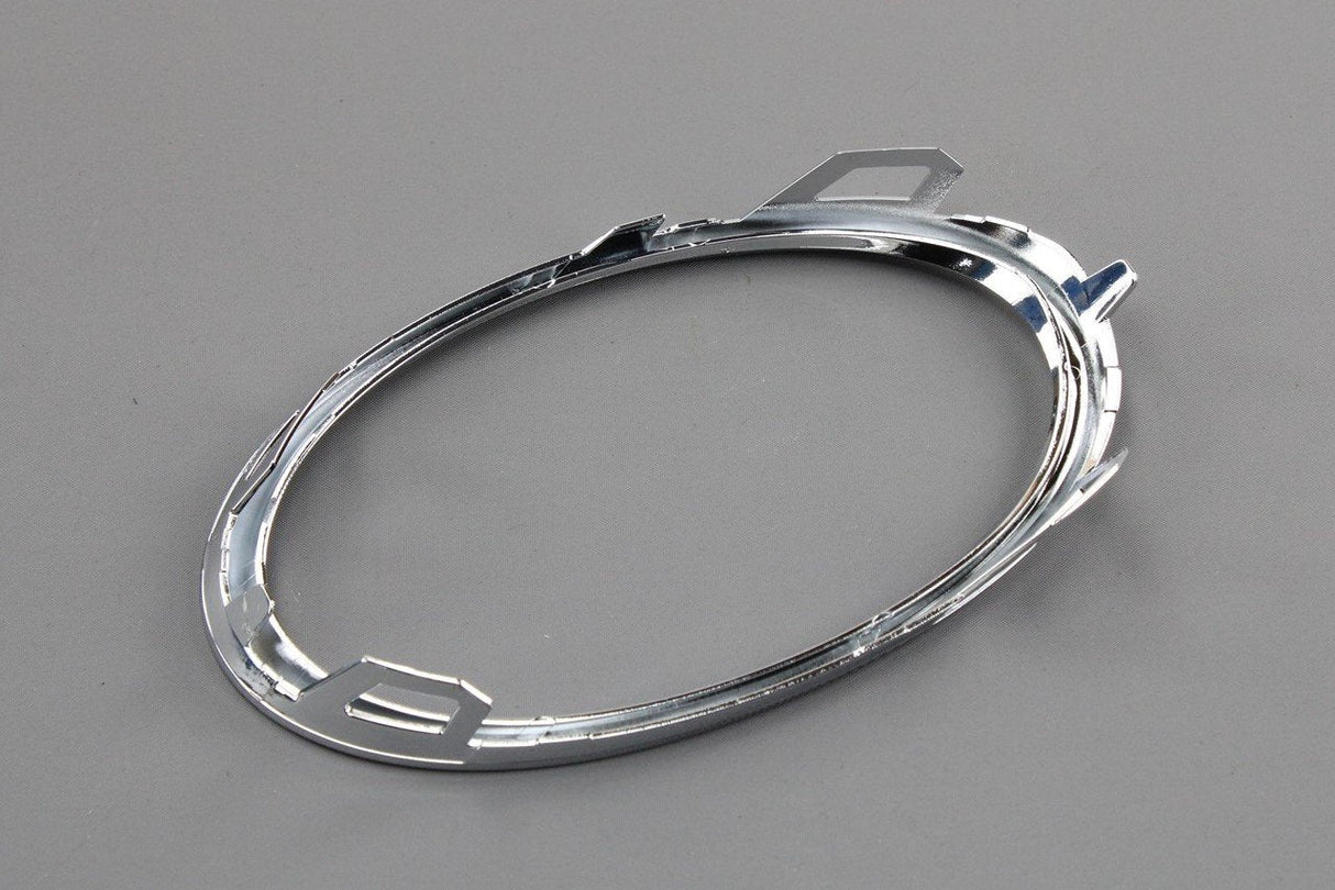 VW Transporter T5.1 Chrome trim ring for fog light (Right) 7E5853400 2ZZ