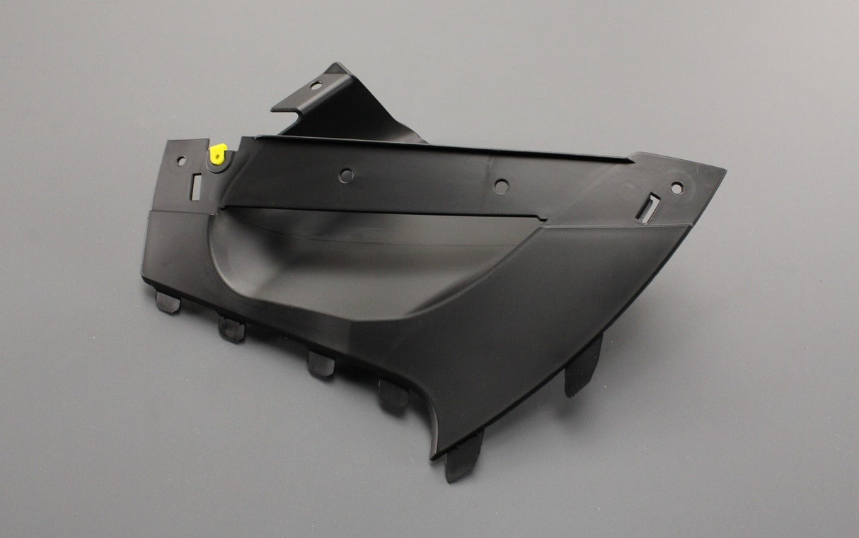 Range Rover Velar 2017-on brake calliper cooling duct (right) LR095012