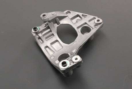 Jaguar F-Pace 2016-on A/C compressor mounting bracket T4A33769