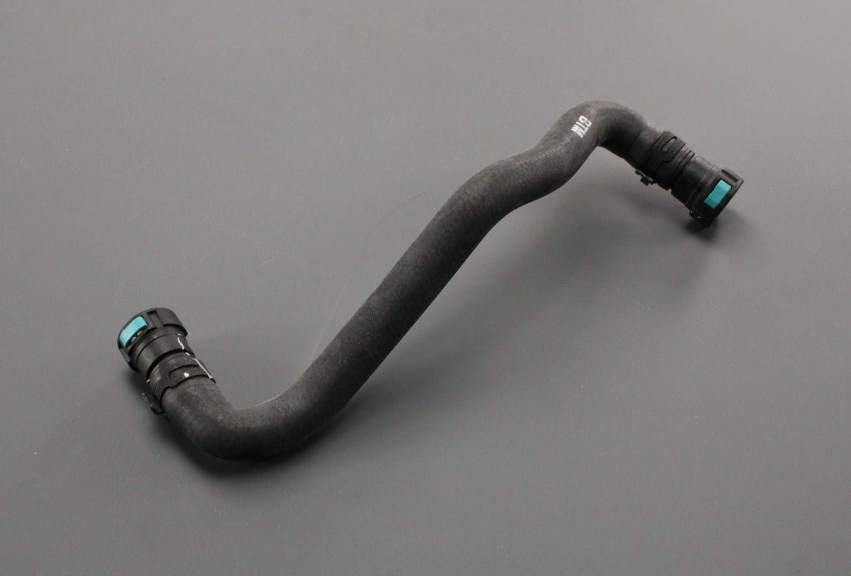 Land Rover Discovery 5 3.0L Range Rover 5.0L heater matrix hose LR113148