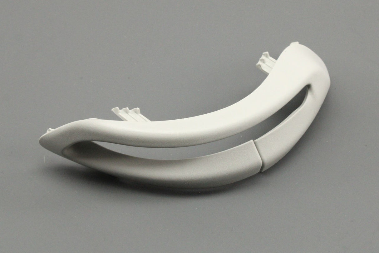 Land Rover Discovery Sport 15-on 3rd row seat belt guide bezel (right) LR060573