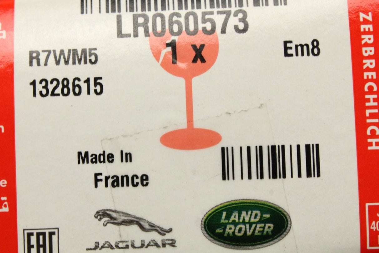 Land Rover Discovery Sport 15-on 3rd row seat belt guide bezel (right) LR060573