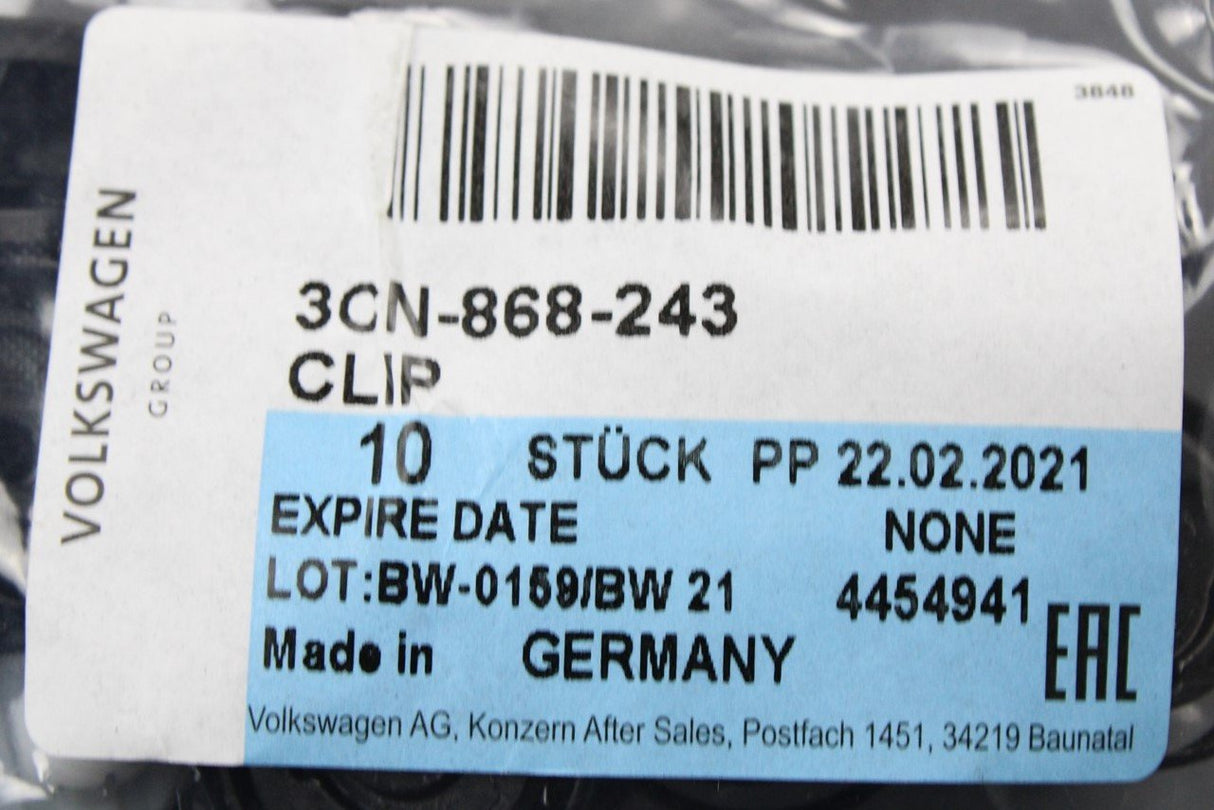 VW Transporter T6.1 T-Cross door card trim clip (x1) 3CN868243