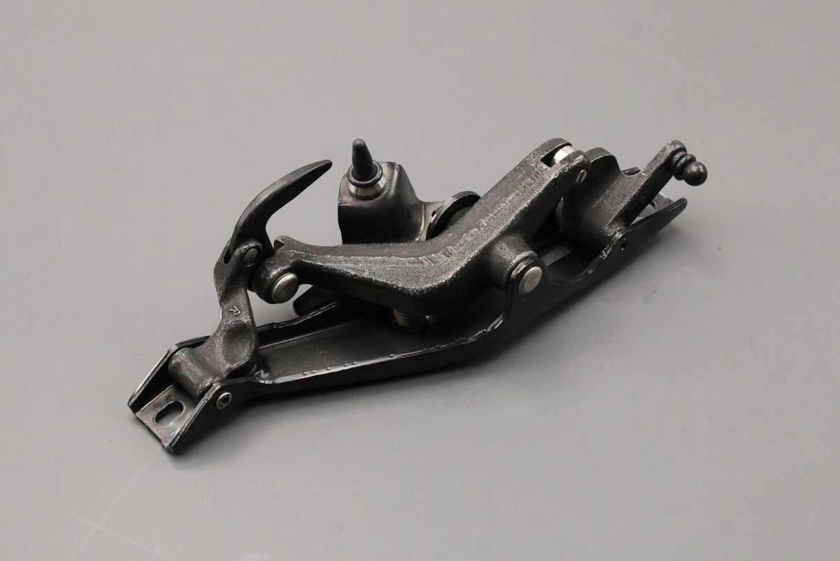 Range Rover Evoque 2012-2018 convertible roof latch (right) LR081724