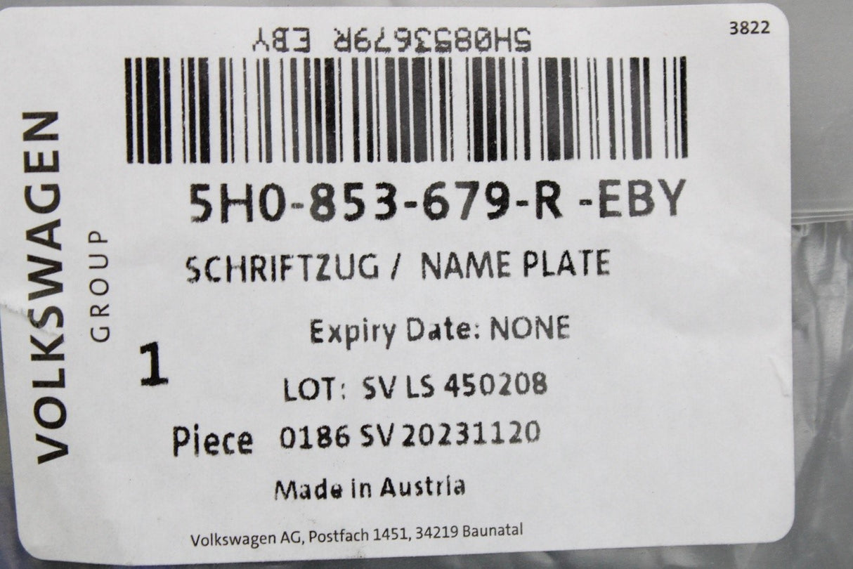 VW Golf R MK8 2020-on front radiator grille 'R' badge 5H0853679R EBY