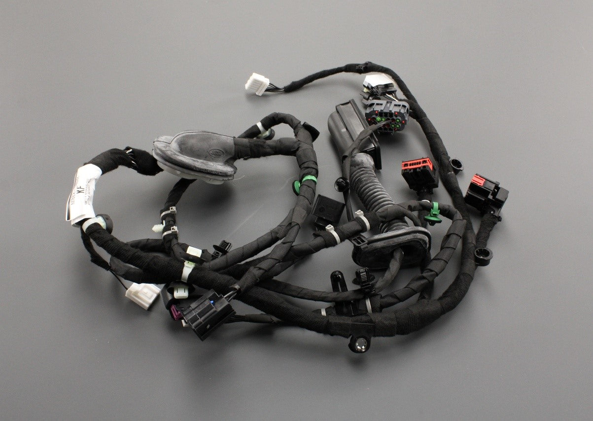 Land Rover Range Rover 2022-on door wiring harness (rear right) LR158447