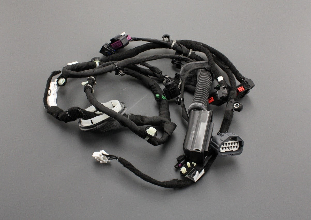 Land Rover Range Rover 2022-on door wiring harness (rear right) LR158447