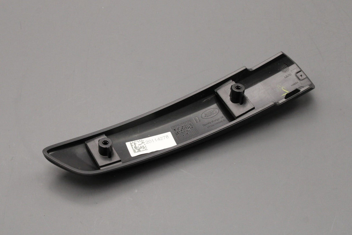 Land Rover Discovery 5 2017-on front bumper insert (right) LR082890