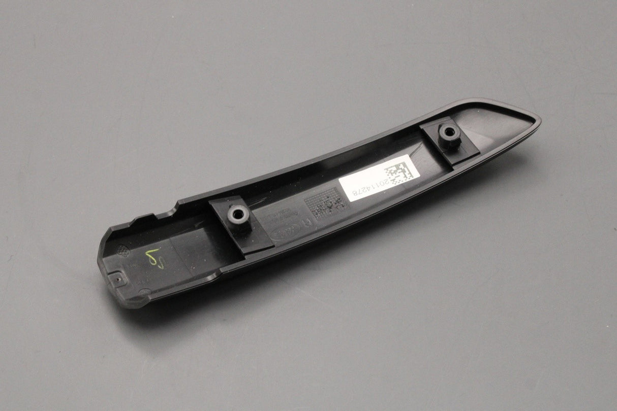 Land Rover Discovery 5 2017-on front bumper insert (right) LR082890
