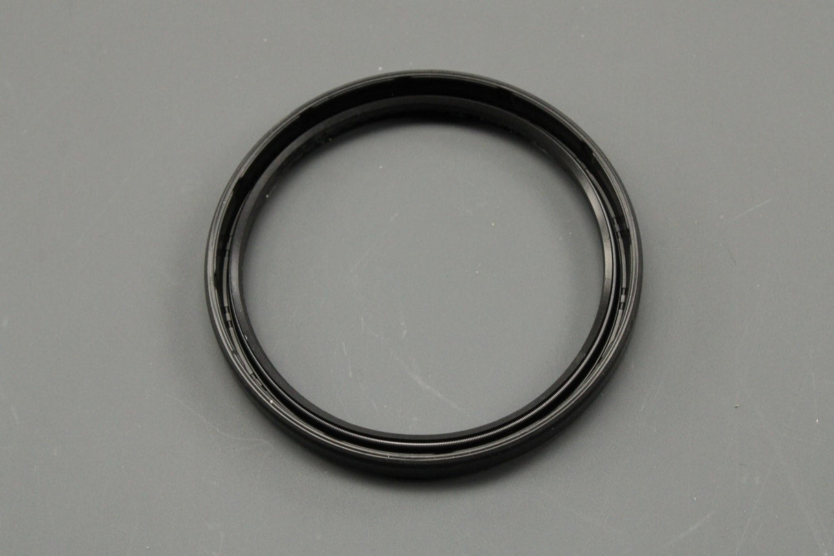 Range Rover Evoque 2012-2018 differential seal (inner) LR000881