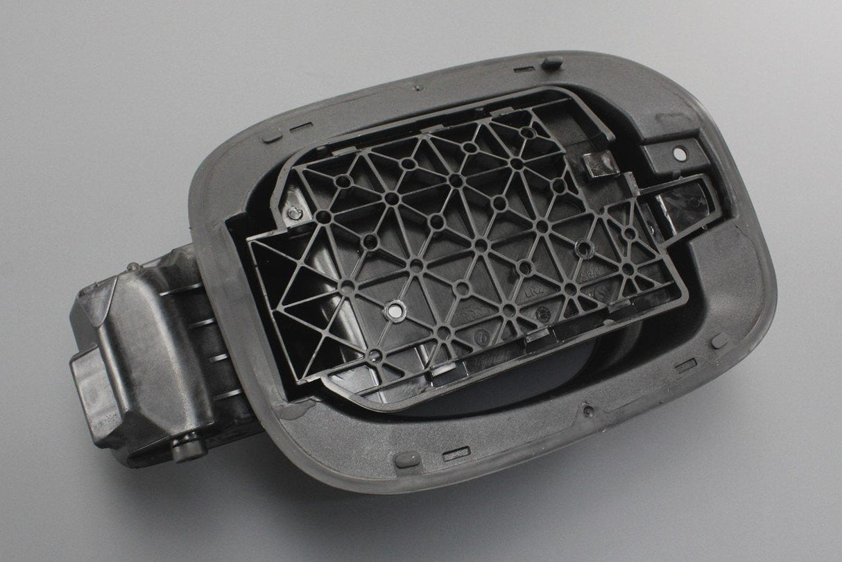 Audi Q5 2009-17 fuel filler flap insert 8R0809999B