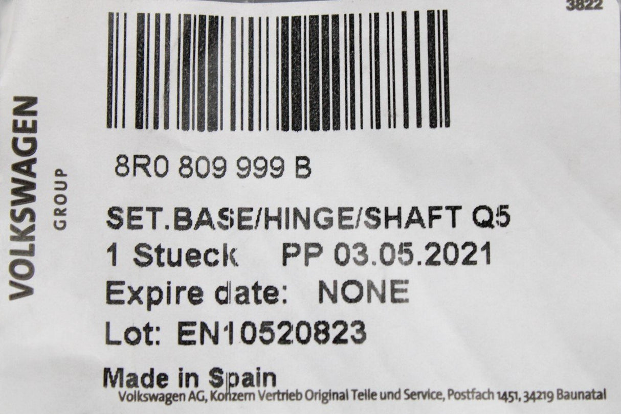 Audi Q5 2009-17 fuel filler flap insert 8R0809999B