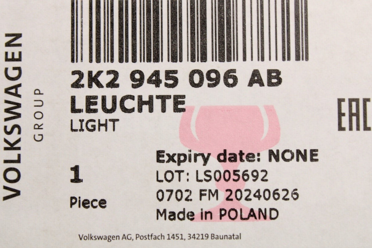 VW Caddy 2K 16-20 right tail light (wing doors & wiper) 2K2945096AB