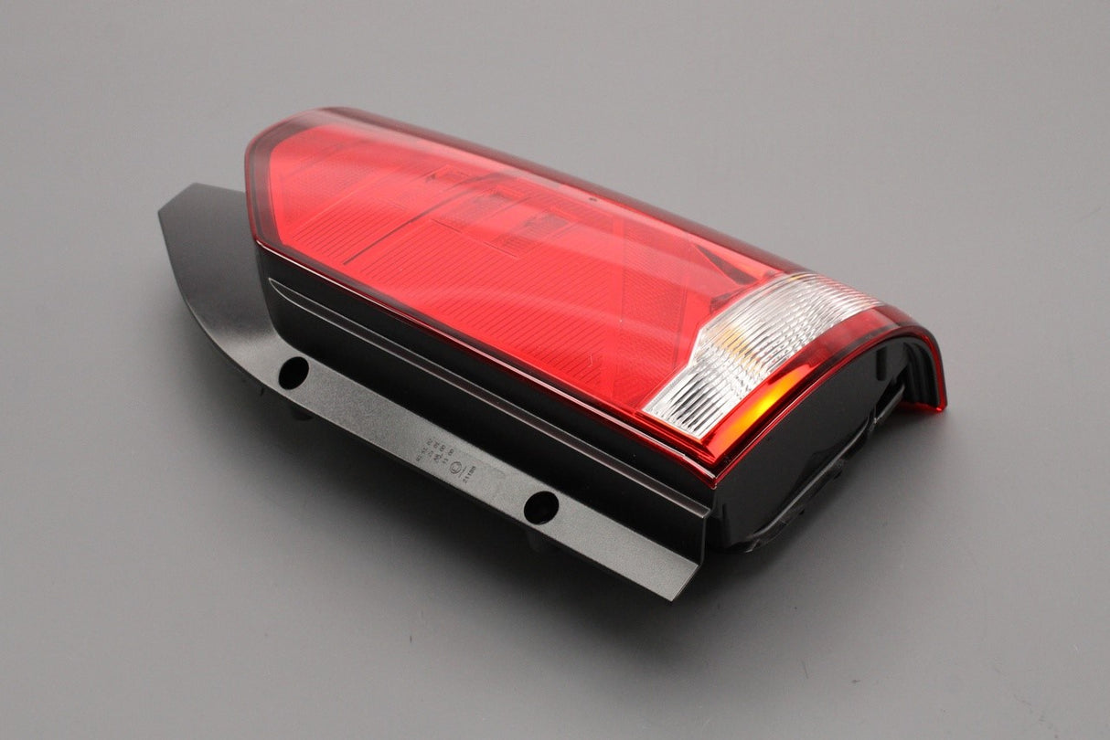 VW Transporter T6.1 right halogen tail light (tailgate model) 7LA945096K