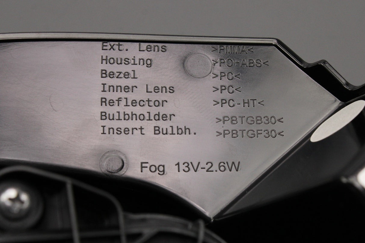 VW Transporter T6.1 left halogen tail light (tailgate model) 7LA945095K