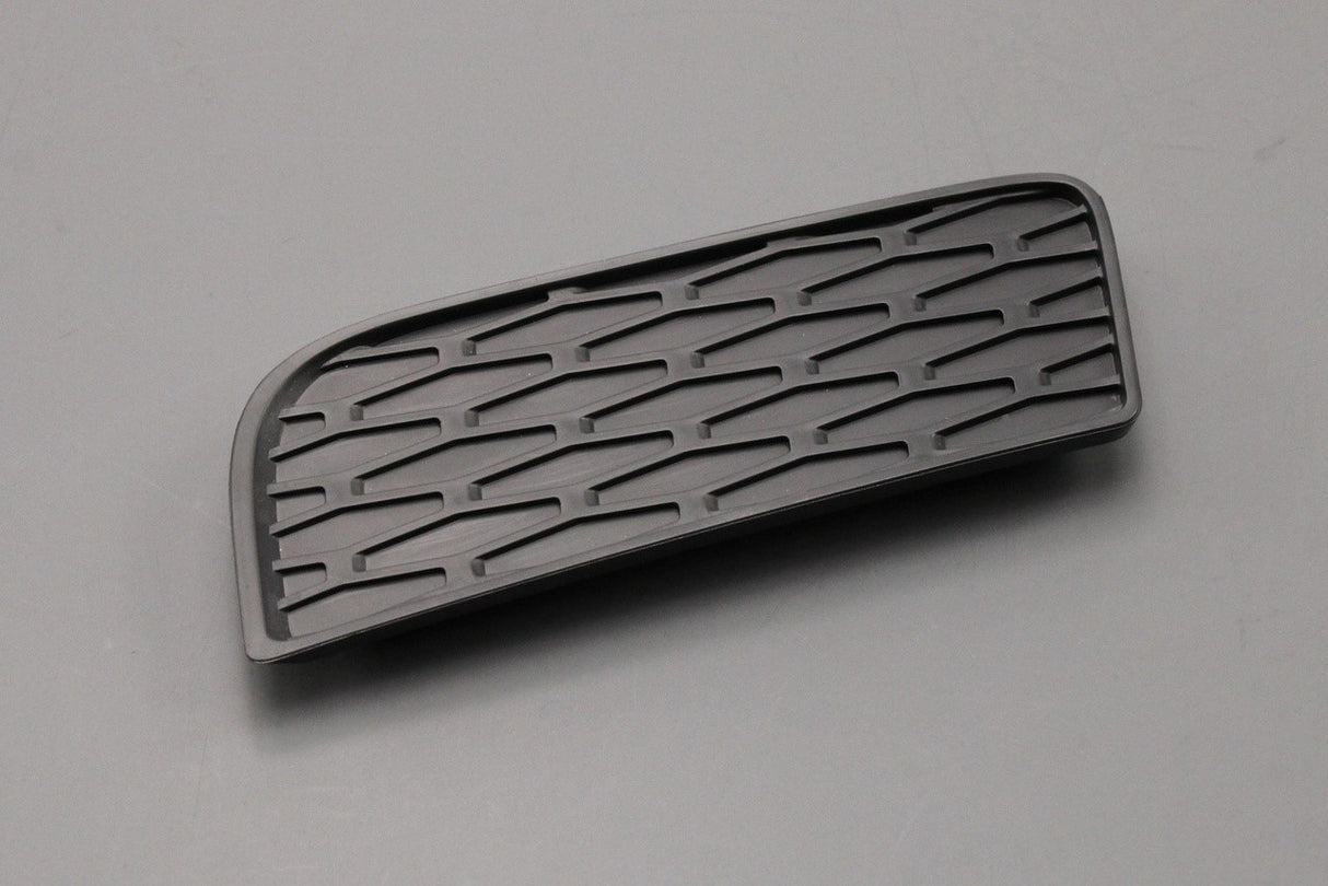 Range Rover Evoque 2012-2015 fog light trim (upper left) LR059622