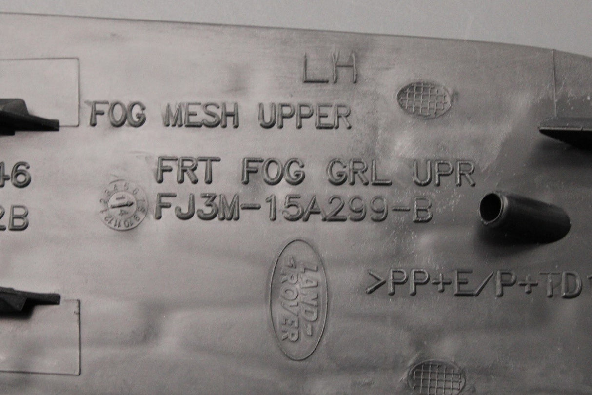 Range Rover Evoque 2012-2015 fog light trim (upper left) LR059622