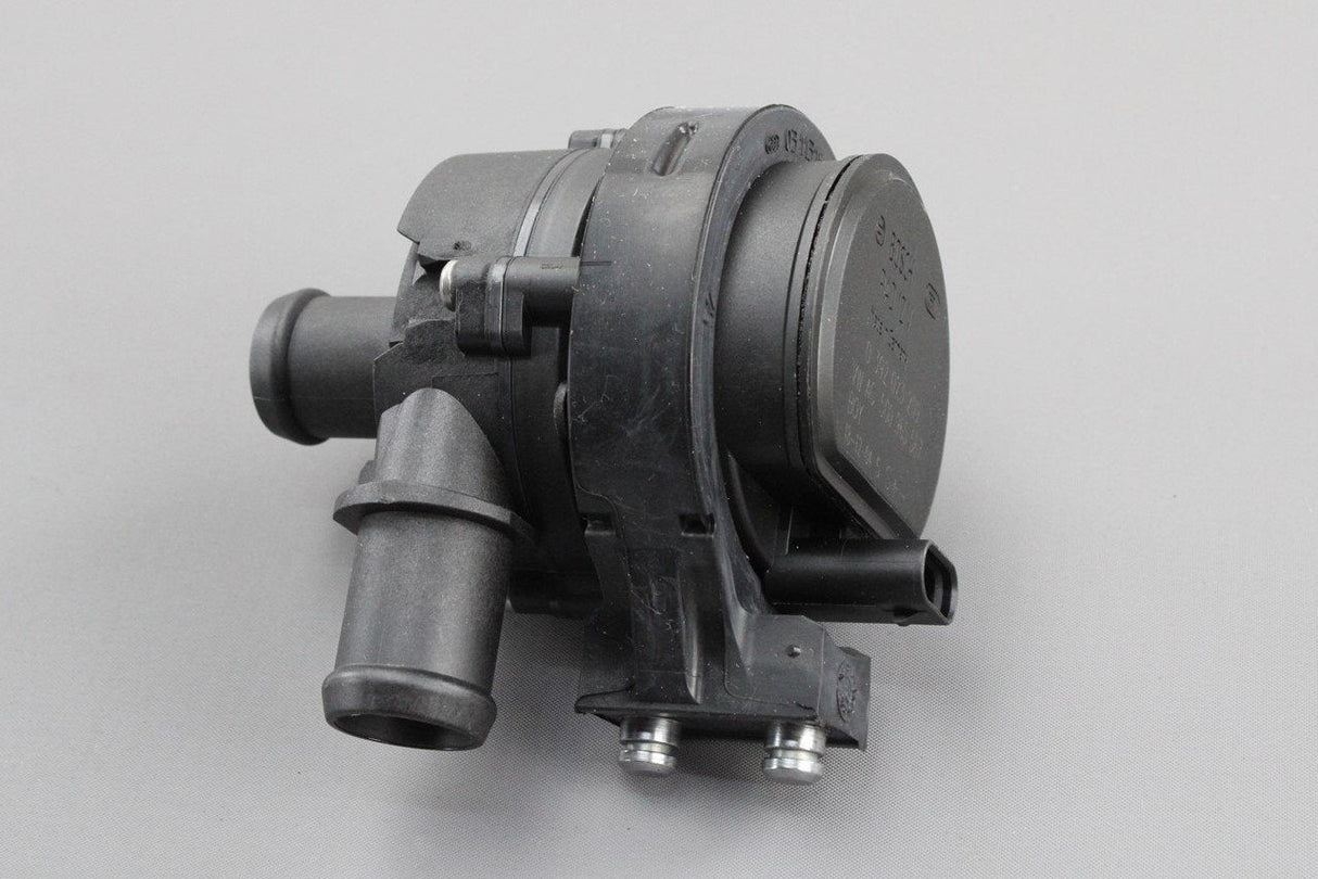 VW Audi Skoda SEAT 1.6 2.0 TDI additional coolant pump (Bosch) 5G0965567